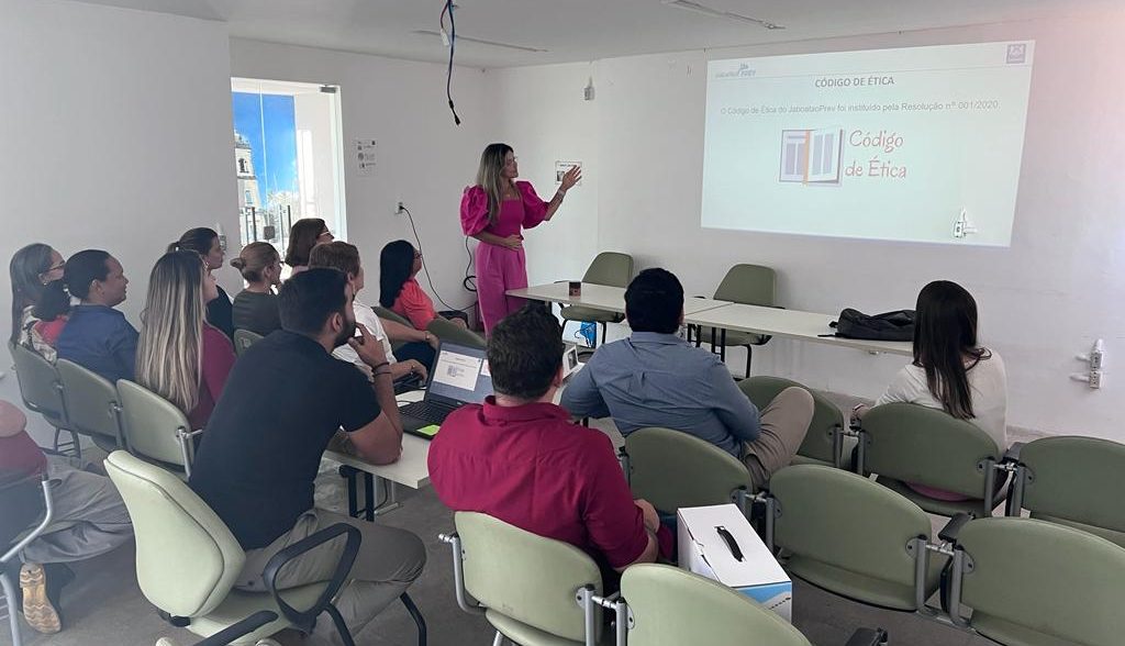 Leia mais sobre o artigo APRESENTAÇÃO CÓDIGO DE ÉTICA