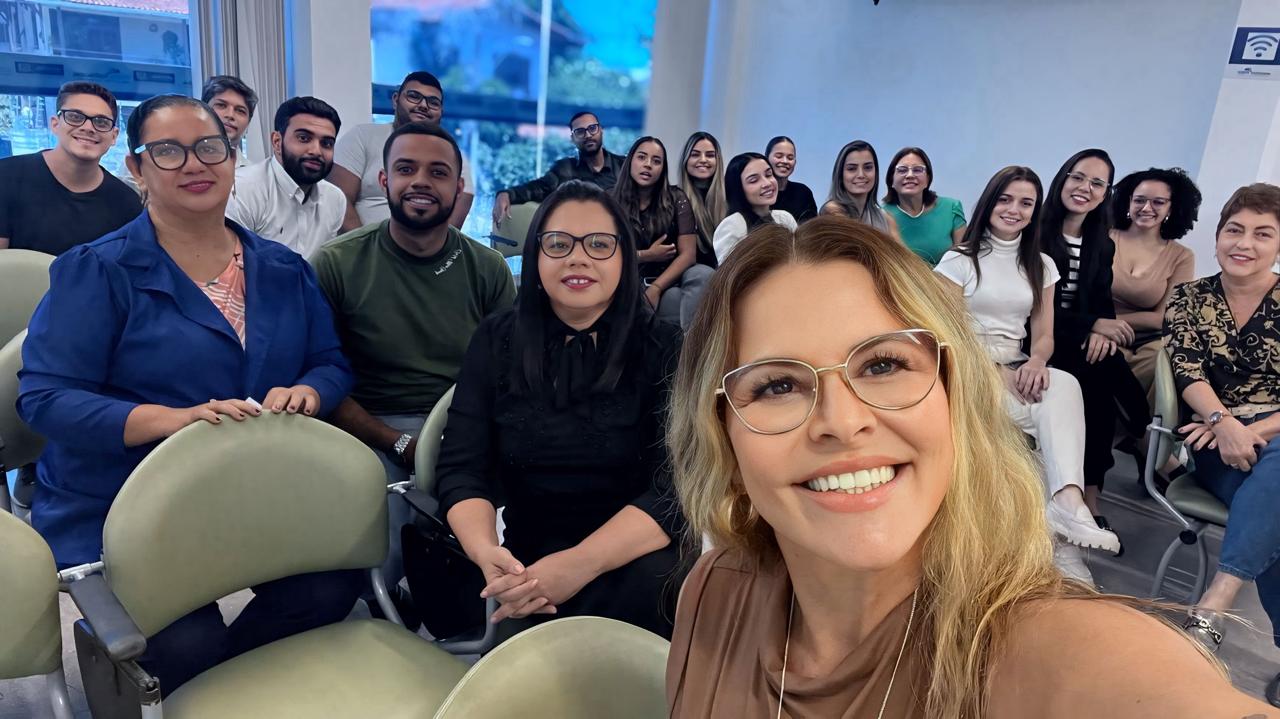 Leia mais sobre o artigo RODADA DE CONHECIMENTO DO MÊS DE ABRIL COM A SERVIDORA ÂNGELA MARIA- TEMA: ANÁLISE DE BENEFÍCIOS